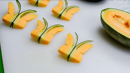 蝴蝶吃哈密瓜视频大全,蝴蝶食瓜视频大盘点