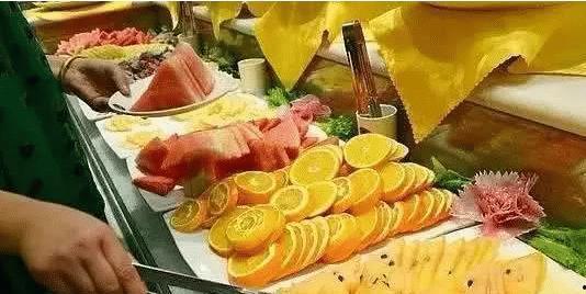 大瓜头吃自助餐视频大全,海量美食尽享视觉盛宴