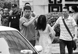 警匪吃瓜的视频,一场惊心动魄的较量