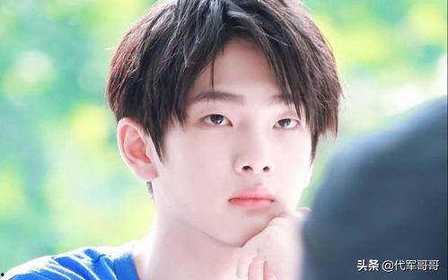 明星吃瓜林彦俊视频,明星圈幕后趣事大揭秘