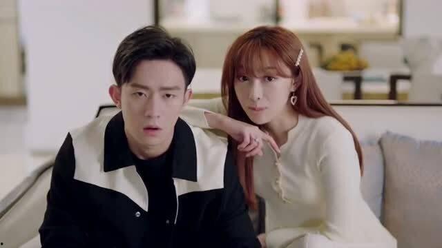 台湾情侣吃瓜视频,甜蜜互动引发网友热议